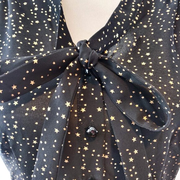 Collectif London Womens XS/4 Black Gold Star Print Tie Neck S/S Semi Sheer Top - Picture 5 of 8